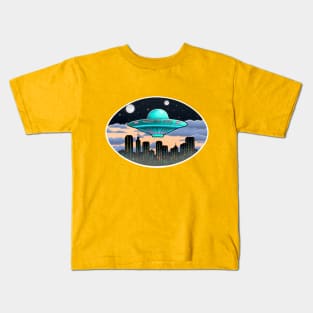 Aliens incoming over the city Kids T-Shirt